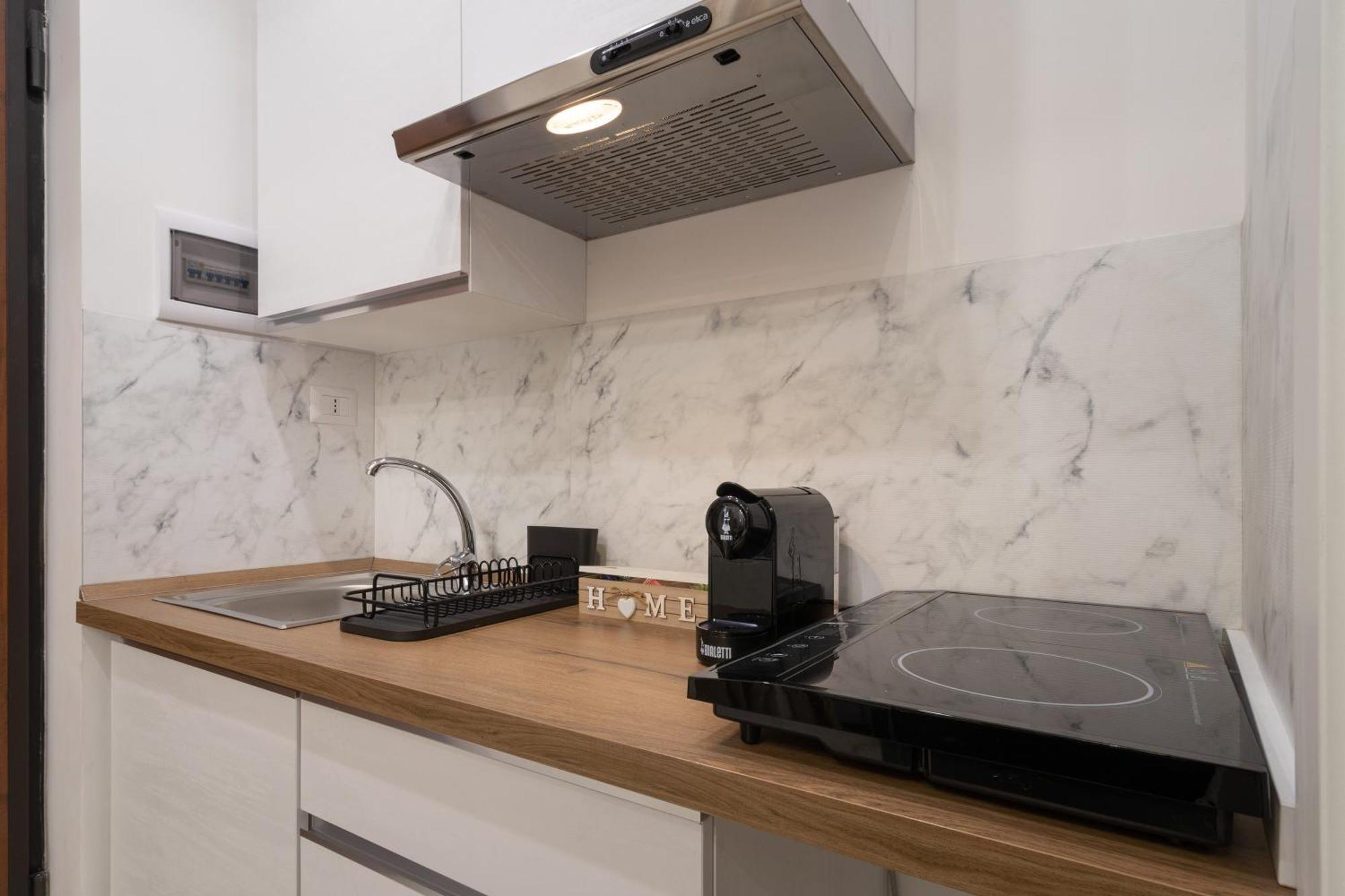 בארי Eralight21 Apartments מראה חיצוני תמונה