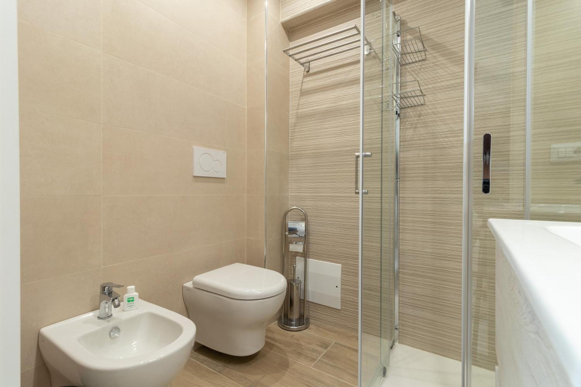 בארי Eralight21 Apartments מראה חיצוני תמונה